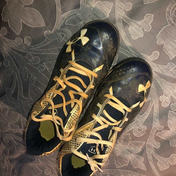 Under Armour Baseball Cleats! - Picture 2 of 2